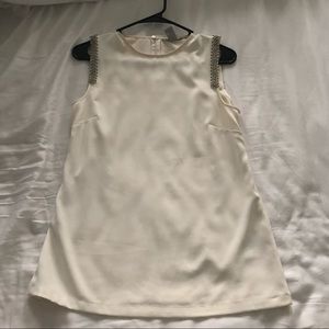 Beautiful H&M blouse with rhinestone detail 💎